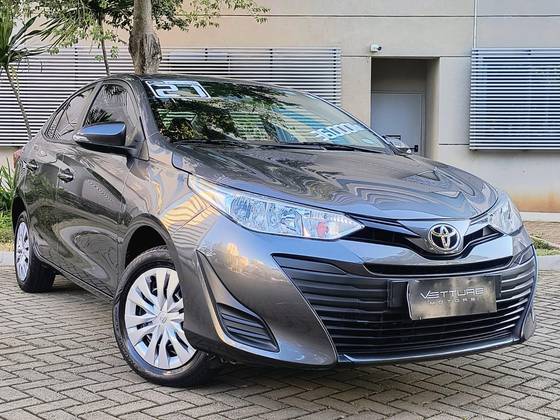 TOYOTA YARIS 1.3 16V FLEX XL LIVE MULTIDRIVE TOYOTA YARIS 1.3 16V FLEX XL LIVE MULTIDRIVE